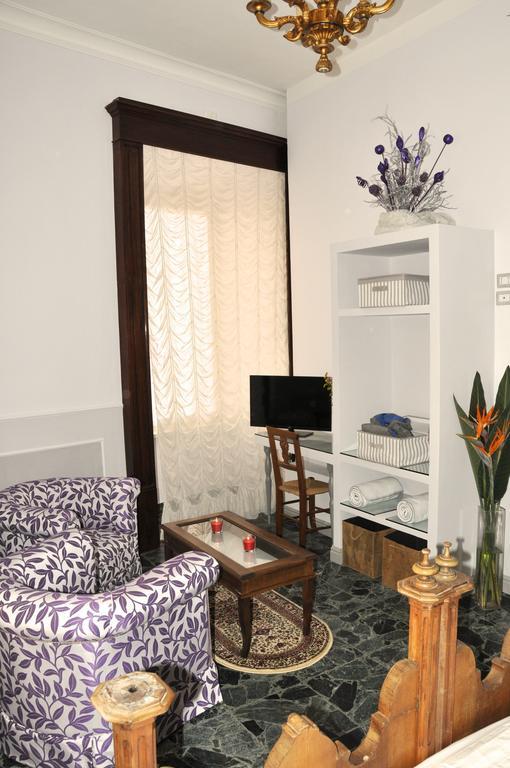 치비타베키아 알리브란디 팰리스 B&B 객실 사진