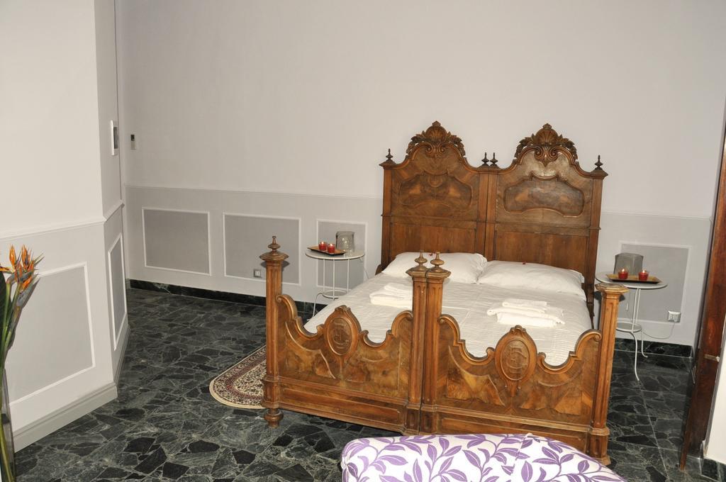 치비타베키아 알리브란디 팰리스 B&B 객실 사진