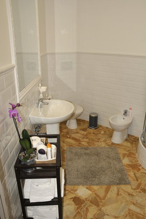 치비타베키아 알리브란디 팰리스 B&B 객실 사진